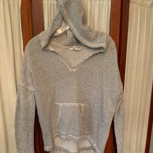 Heathered grey hooded shirt